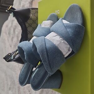 Gianni Bini Blue Sandals